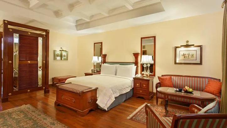 होटल The Oberoi Cecil 5*